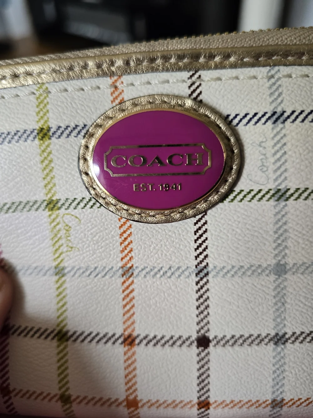 Coach Tatersall Wrislet Zip Around Wallet - Picture 2 of 6